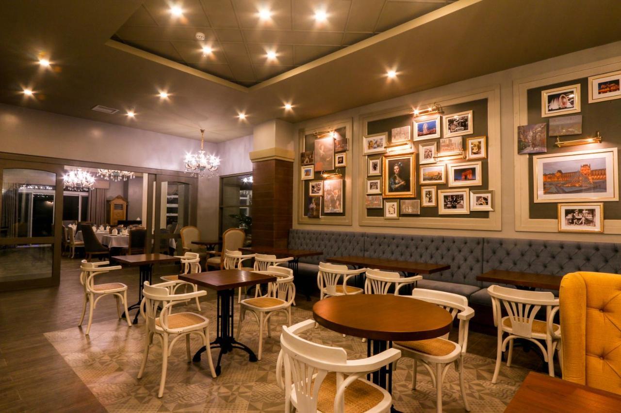 Hotel Carlito Tagaytay Tagaytay City Ngoại thất bức ảnh